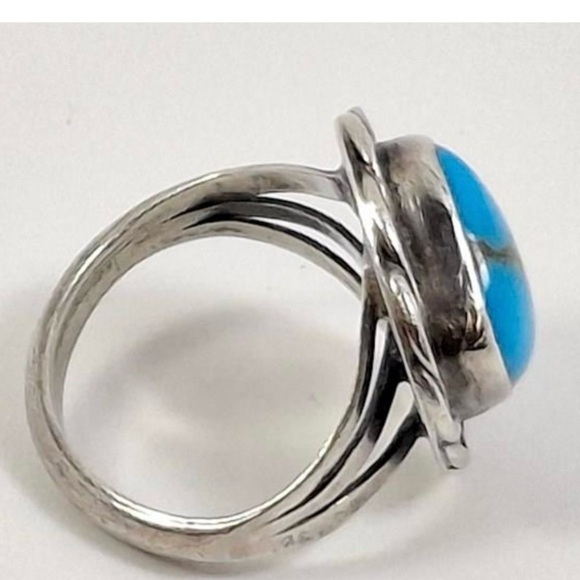 Native American Vintage Sterling Silver Turquoise Ring - Picture 9 of 16